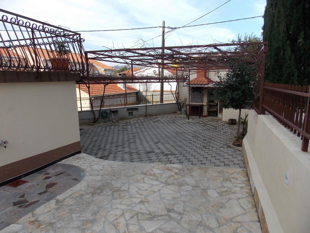 Petra Lägenhet Trogir